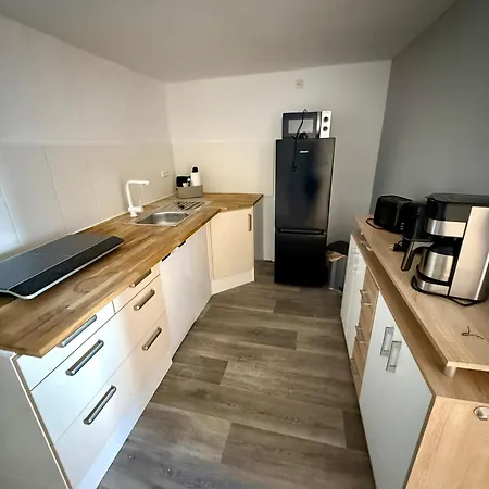 Retro Und Gemuetlichkeit Im Fachwerkhaus - 2 Schlafzimmer, Wohnzimmer, Parkplatz, Balkon *