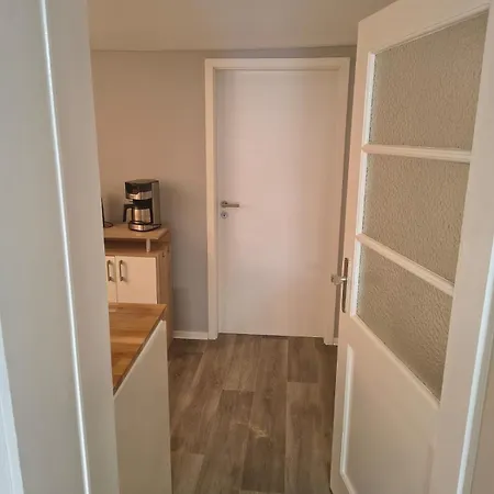 Retro Und Gemuetlichkeit Im Fachwerkhaus - 2 Schlafzimmer, Wohnzimmer, Parkplatz, Balkon - W3 Wolfhagen