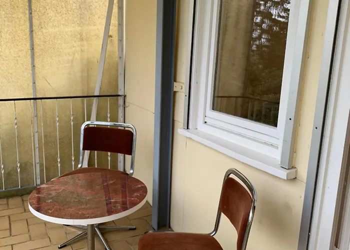 Retro Und Gemuetlichkeit Im Fachwerkhaus - 2 Schlafzimmer, Wohnzimmer, Parkplatz, Balkon * Wolfhagen