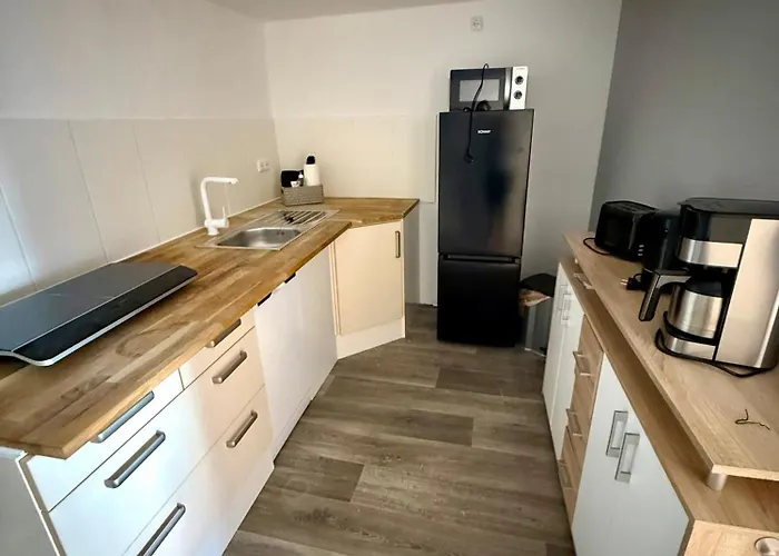 Retro Und Gemuetlichkeit Im Fachwerkhaus - 2 Schlafzimmer, Wohnzimmer, Parkplatz, Balkon *